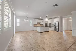 2491 Redbud Way, Manteca, CA 95336 - Photo 5