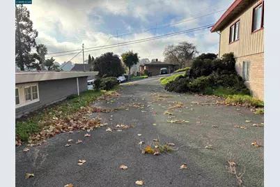 601 Napa Ave, Rodeo, CA 94572 - Photo 5