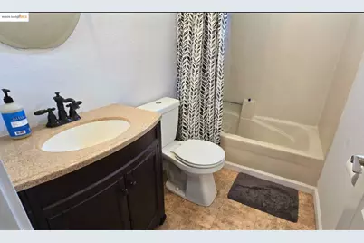 5338 Sunrise Meadows Ln, Oakley, CA 94561 - Photo 17