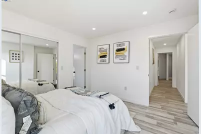 5729 Bancroft Ave, Oakland, CA 94605 - Photo 27