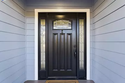 5729 Bancroft Ave, Oakland, CA 94605 - Photo 5