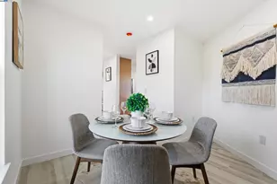 5729 Bancroft Ave, Oakland, CA 94605 - Photo 9