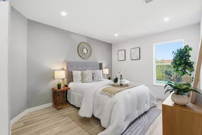 5729 Bancroft Ave, Oakland, CA 94605 - Photo 35