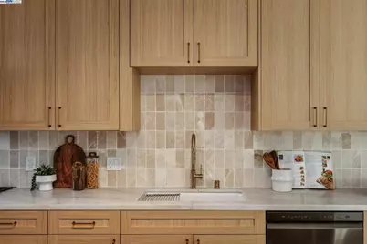 412 43rd Ave, San Francisco, CA 94121 - Photo 9