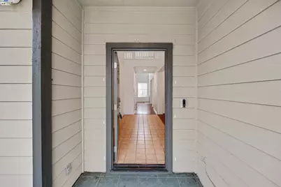 448 Burlington Dr, Tracy, CA 95376 - Photo 3