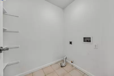 448 Burlington Dr, Tracy, CA 95376 - Photo 19