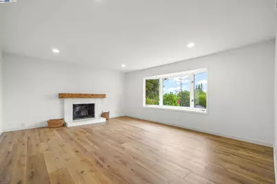 35 San Joaquin Pl, Novato, CA 94947 - Photo 3