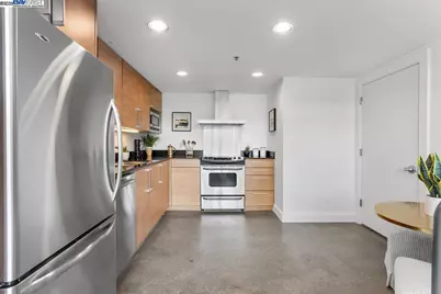 226 2nd St #G2, Oakland, CA 94607 - Photo 7