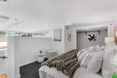 226 2nd St #G2, Oakland, CA 94607 - Photo 17