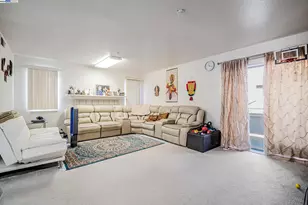 73 Fernridge Ct, Hayward, CA 94544 - Photo 9