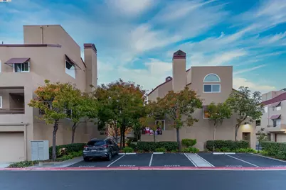 219 Commons Ln, Foster City, CA 94404 - Photo 33