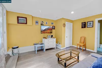 985 39th Street, Oakland, CA 94608 - Photo 13