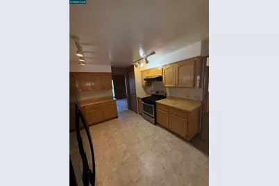 9 9 Palm Drive, Pittsburg, CA 94565 - Photo 3