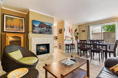 385 Camelback Rd #2, Pleasant Hill, CA 94523 - Photo 1