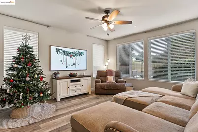 716 Cabada Dr, Brentwood, CA 94513 - Photo 11