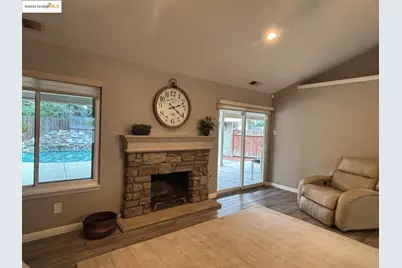 1740 Teddy St, Visalia, CA 93277 - Photo 15