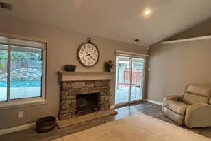 1740 Teddy St, Visalia, CA 93277 - Photo 15