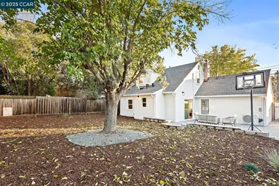 4121 Kensington Dr, Concord, CA 94521 - Photo 31