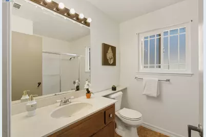 1860 Home Gate Dr, San Jose, CA 95148 - Photo 21