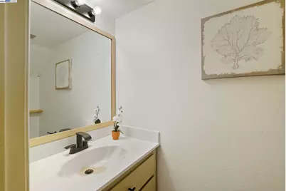 1860 Home Gate Dr, San Jose, CA 95148 - Photo 19