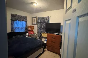 7341 Lockwood St, Oakland, CA 94621 - Photo 17