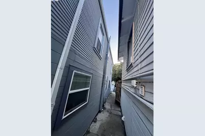 7341 Lockwood St, Oakland, CA 94621 - Photo 5