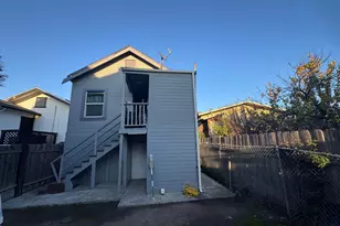7341 Lockwood St, Oakland, CA 94621 - Photo 21