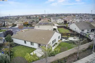 917 Talaria Ct, Oakley, CA 94561 - Photo 13