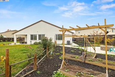 917 Talaria Ct, Oakley, CA 94561 - Photo 9