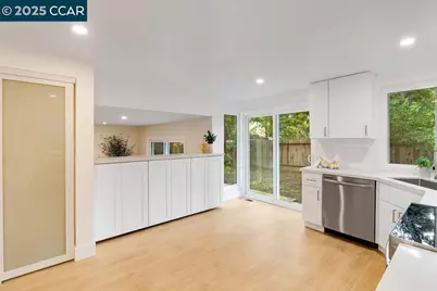 312 Summerfield Dr, Vacaville, CA 95687 - Photo 11