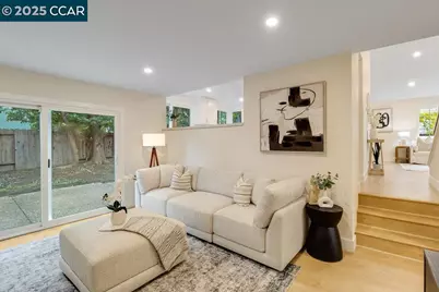 312 Summerfield Dr, Vacaville, CA 95687 - Photo 21