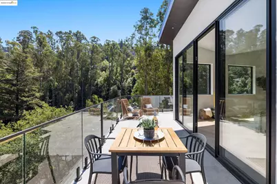 7260 Woodrow Drive, Oakland, CA 94611 - Photo 13