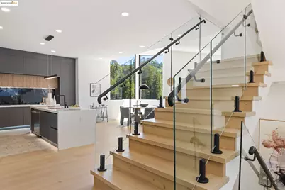 7260 Woodrow Drive, Oakland, CA 94611 - Photo 7