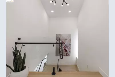 7260 Woodrow Drive, Oakland, CA 94611 - Photo 5