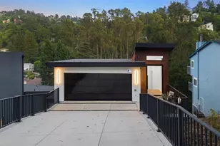 7260 Woodrow Dr, Oakland, CA 94611 - Photo 3