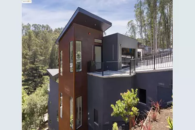 7270 Woodrow Dr, Oakland, CA 94611 - Photo 49