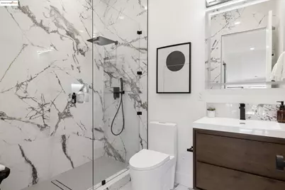 7270 Woodrow Dr, Oakland, CA 94611 - Photo 25