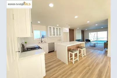 1832 Elkwood Dr, Concord, CA 94519 - Photo 9