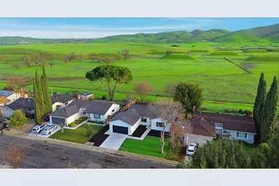 1832 Elkwood Dr, Concord, CA 94519 - Photo 37