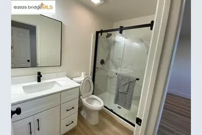 1832 Elkwood Dr, Concord, CA 94519 - Photo 31