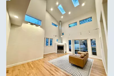 4400 Saint Andrews Rd, Oakland, CA 94605 - Photo 3