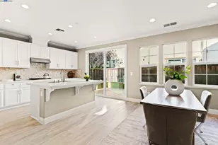 1525 Middle Ln, Hayward, CA 94545 - Photo 5