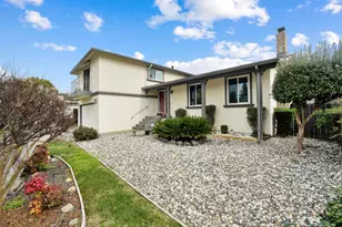 136 Marco Ln, Vacaville, CA 95688 - Photo 3