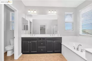 8461 Pinehollow Cir, Discovery Bay, CA 94505 - Photo 25