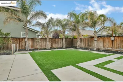 8461 Pinehollow Cir, Discovery Bay, CA 94505 - Photo 29