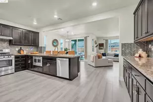 16977 Bach Dr, Lathrop, CA 95330 - Photo 3