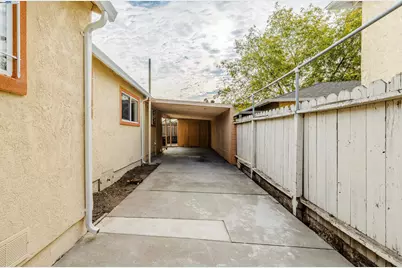 1230 79th Ave, Oakland, CA 94621 - Photo 37