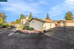 1383 Hull Ln, Martinez, CA 94553 - Photo 3