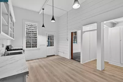 725 Loring Ave, Crockett, CA 94525 - Photo 15