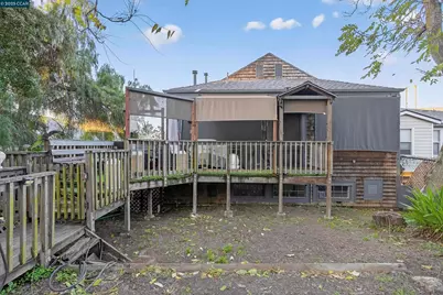 725 Loring Ave, Crockett, CA 94525 - Photo 39